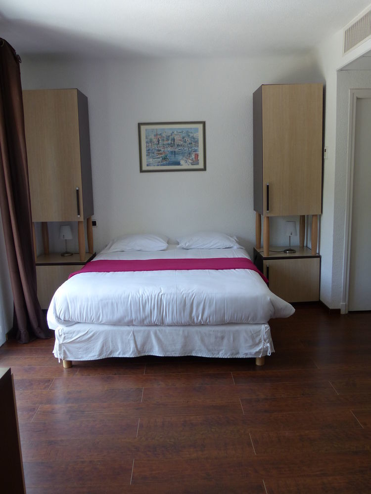Castel Emeraude, Charme Et Caractere 3*